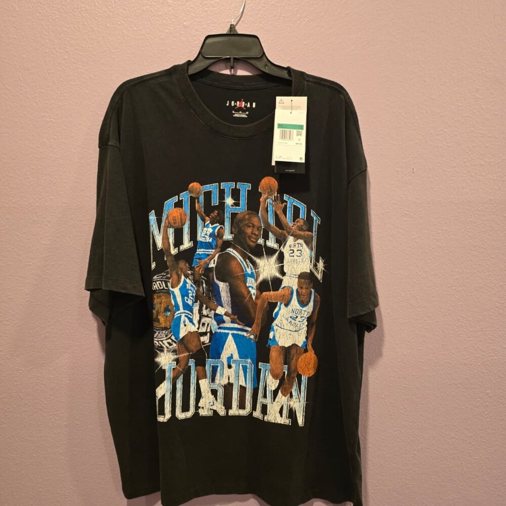 NIKE AIR JORDAN FLIGHT ESSENTIALS Oversized Tee BLACK (HQ8940 010) XL